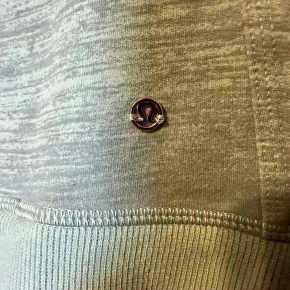 Lululemon Mula Bundle Wrap - Size 2 (Oversized) - Picture 6 of 9